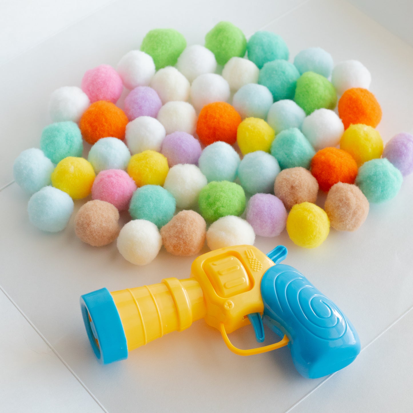 Pom-Pom Launcher